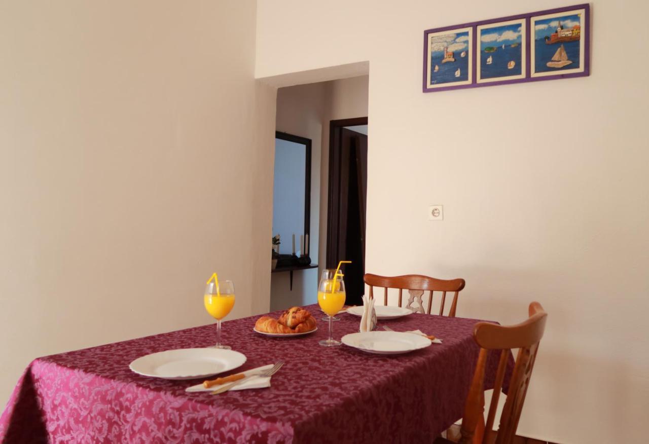 Apartments Ivanka โตรกีร์ ภายนอก รูปภาพ