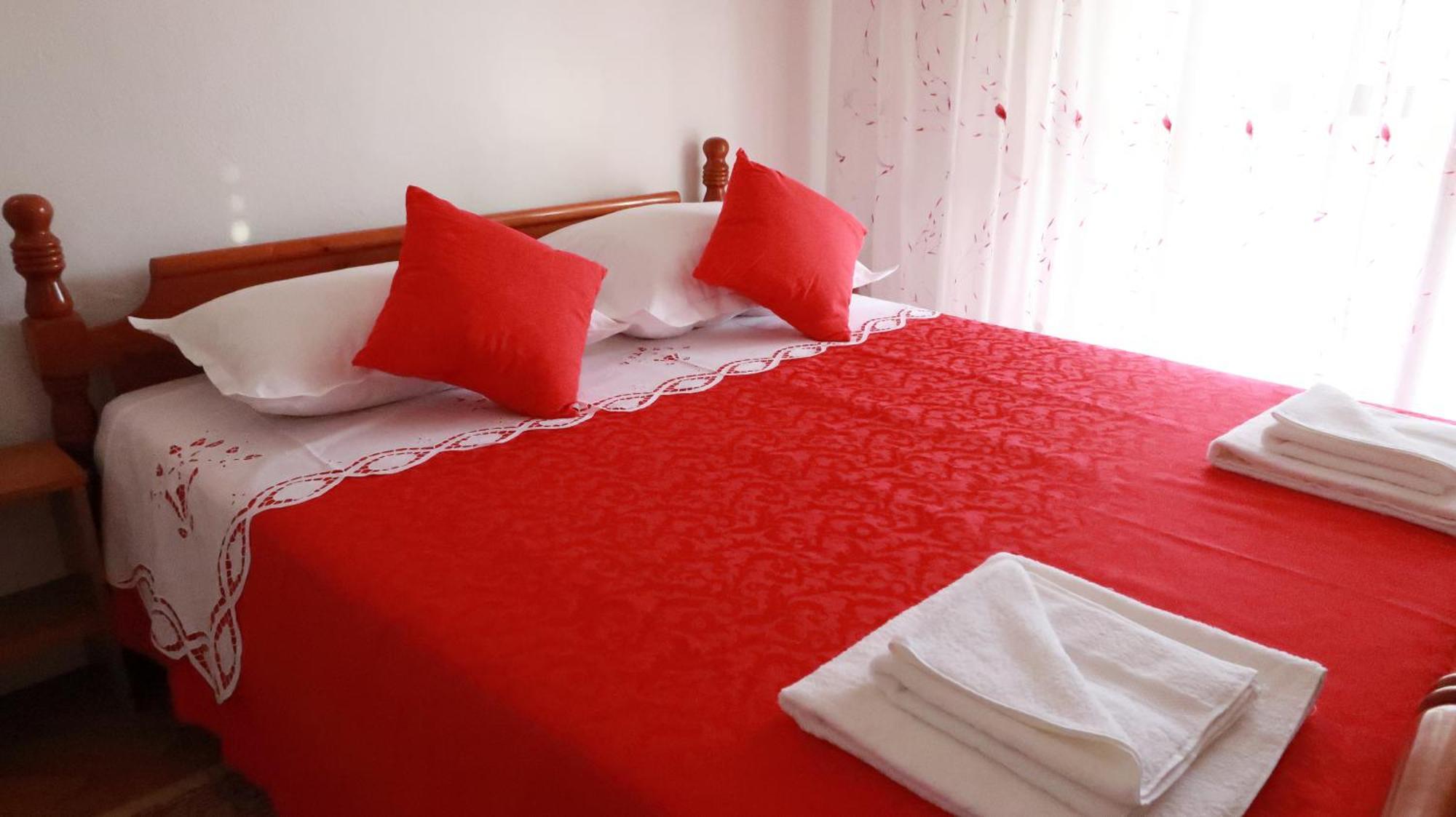 Apartments Ivanka โตรกีร์ ภายนอก รูปภาพ